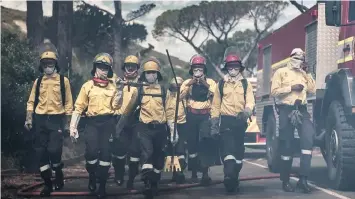  ??  ?? The Western Cape wildfire season officially started yesterday, with the province saying it had more than 2 000 firefighte­rs ready.