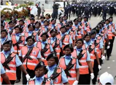  ?? ROGÉRIO TUTJI | EDIÇÕES NOVEMBRO ?? Há baixa presença de mulheres na chefia da Polícia Nacional