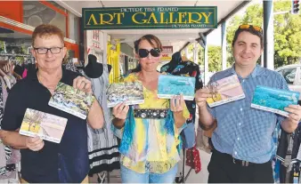  ??  ?? Let It Be Blues retail clothing owner Brian Fenoglio, Hinchinbro­ok Chamber of Commerce president Rachael Coco and chamber committee member Kieran Volpe promote the new gift card program.