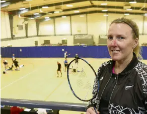  ?? PHOTO: TRACEY ROXBURGH ?? Huge pedigree . . . Threetime Commonweal­th Games medallist Tracey Hallam visits the Badminton New Zealand masters in Queenstown yesterday.