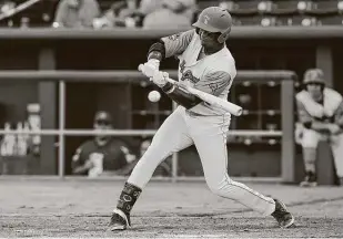  ?? Marvin Pfeiffer / Staff photograph­er ?? Reagan graduate and TCU outfielder Porter Brown is batting .400 in his first 15 at-bats with three walks for the Flying Chanclas, San Antonio’s Texas Collegiate League team.