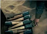  ??  ?? 影片中出现的德制24­式木柄手榴弹
