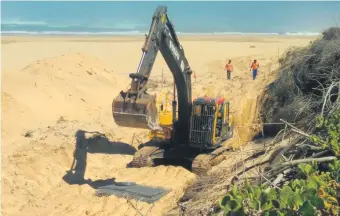  ?? Photo: Supplied ?? Gabion baskets are being installed to safeguard about seven homes on Myoli beach that are affected by shifting dunes.