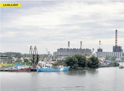  ?? RicaRdo pRistupluk ?? LA ISLA HOY La isla Demarchi mantiene una intensa actividad fluvial