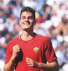  ?? Reuters ?? As Roma’s Patrik Schick can impose his physical presence as a forward and take some of the attention off Edin Dzeko when he lines up on the right wing against the Reds today.