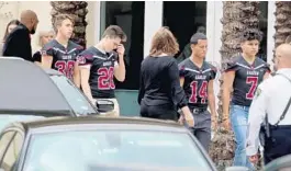  ??  ?? Stoneman Douglas football players were among more than 1,000 mourners at the funeral.