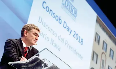  ??  ?? Debutto Mario Nava, 52 anni, milanese e bocconiano, presidente della Consob da aprile 2018 ieri ha tenuto la prima relazione in Piazza Affari