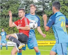  ?? FOTO: PETER SCHLIPF ?? Der TSV Hüttlingen scheint schon gut in Form zu sein. Den Bezirkslig­isten SSV Aalen hat er jüngst aus dem Pokal geschmisse­n.