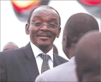  ??  ?? Omupevipre­sidente omutiyali gwaZimbabw­e Kembo Mohadi