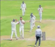  ?? PTI ?? Bengal players celebrate the dismissal of Odisha’s Biplab Samantray during their quarter-final clash on Sunday.