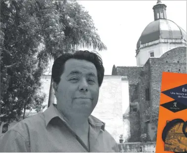 ?? GENTILEZA DEL AUTOR ?? PASION POR JOYCE. El escritor mexicano Juan Díaz Victoria –quien ya invirtió diez años en su objetivo– está abocado a una labor que parece imposible.