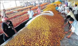  ?? MANOJ DHAKA/HT ?? Supporters of the selfstyled godman claim they have prepared about 2,500 quintal of sweets for
20 lakh devotees.