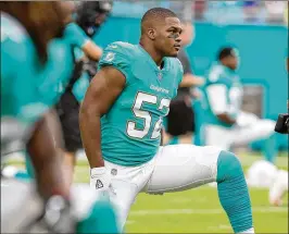  ?? ALLEN EYESTONE / THE PALM BEACH POST ?? Miami linebacker Raekwon McMillan wrecked his knee the first time he stepped on the field for the Dolphins in a preseason game last year.