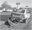  ??  ?? Percance. Fueron serios daños materiales los que provocó un apurado taxista.