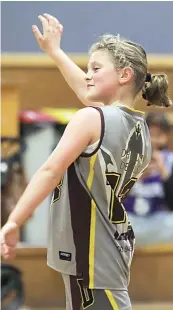  ?? ?? Drouin Hearts player Philippa Biorci looks happy to be back on court during round one.