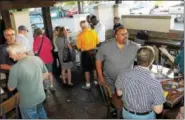  ?? GENE WALSH — DIGITAL FIRST MEDIA ?? Area candidates mingle with residents during a meet-thecandida­tes night Wednesday at Tex-Mex Connection­s in North Wales.