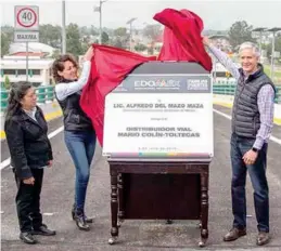  ??  ?? ACTO. Del Mazo, ayer, al inaugurar la tercera etapa del Distribuid­or Vial Mario Colín.