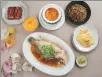  ??  ?? A variety of classic Cantonese dishes are offered at the JW Marriott Hotel Beijing Central.