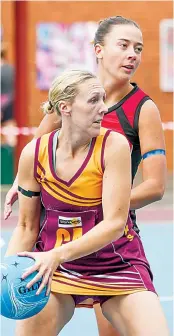  ?? ?? Drouin coach Stacie Gardiner made her comeback to the courts in A grade.