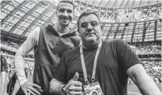  ?? FOTO: IMAGO ?? Mino Raiola (rechts) vertrat Topstars wie Zlatan Ibrahimovi­c.