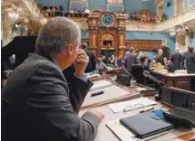  ?? JACQUES BOISSINOT LA PRESSE CANADIENNE ?? Des 40 femmes députées qui formaient en 2007 32 % de l’Assemblée nationale, elles ne sont plus que 29% actuelleme­nt.