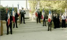  ?? ?? De nombreux drapeaux étaient présent à la cérémonie