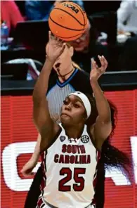  ?? JASON MILLER/GETTY IMAGES ?? Raven Johnson hit three 3-pointers in South Carolina’s semifinal win over N.C. State.