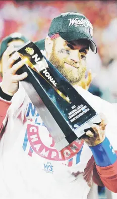  ?? Archivo / ap ?? Bryce Harper viene de sobresalir en la postempora­da con los Phillies de Filadelfia.