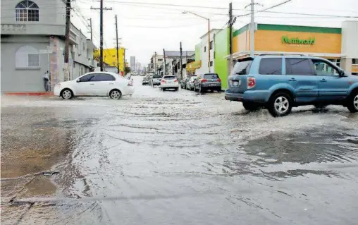  ?? /ÁNGELES GARCÍA ?? La lluvia de este jueves 1 de febrero fue de ligera a moderada