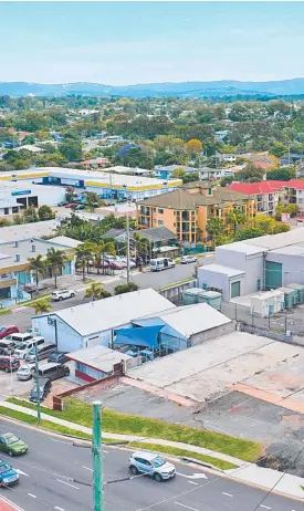  ??  ?? This vacant property at 7-9 Ferry Rd, Southport, has sold at auction.