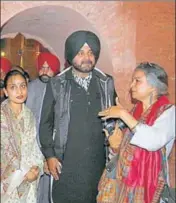  ?? SAMEER SEHGAL/HT ?? Local bodies minister Navjot Singh Sidhu during the inaugurati­on of Lok Virsa museum at Ram Bagh Gate in Amritsar on Friday.