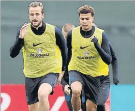  ?? FOTO: GYI ?? Dele Alli, en el entrenamie­nto de ayer Con Harry Kane, su compañero del Tottenham