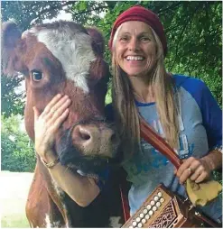  ??  ?? Kind: Sharon Shannon won’t wear shoes of cow leather