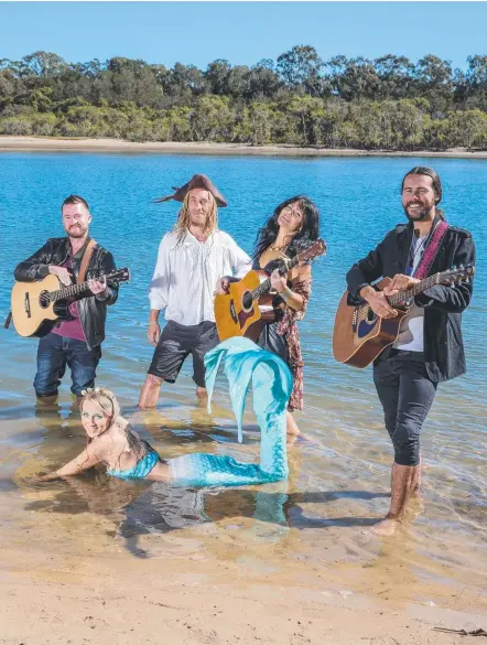  ?? Picture: JERAD WILLIAMS ?? Van Larkins, Beau Ashton (playing Captain Sea-Eagle), Nicole Brophy, Phil Barlow and Phoebe Jessop (playing Venus Allura) will be just some of the many artists performing at this year's Buskers by the Creek in Currumbin.