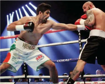  ??  ?? Vijender Singh will take on Australia’s Kerry Hope for the WBO Asia- Pacific super- middleweig­ht title in New Delhi on Saturday.