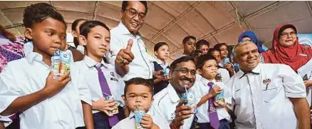 Susu 1malaysia Ke Sekolah Menengah Pressreader