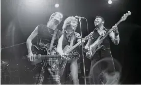  ?? World Image Archive/Alamy ?? From left: Steve Harley, Jo Partridge and George Ford as Cockney Rebel on stage in Hammersmit­h, London in 1976. Photograph: