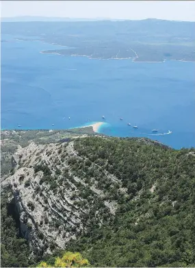  ?? TONY FABIJANCIC ?? The view from the top of the island is breathtaki­ng.