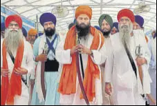  ?? HT PHOTO ?? Haryana Sikh Gurdwara Management Committee president Baljit Singh Daduwal (second from right) at Talwandi Sabo gurdwara in Bathinda on Monday.