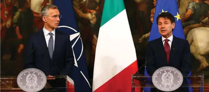  ?? FOTO: TONY GENTILE, REUTERS/NTB SCANPIX. ?? NATO-sjef Jens Stoltenber­g møtte representa­nter for Italias nye regjering i Roma i går. Her med statsminis­ter Giuseppe Conte.