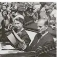  ?? FOTO: WORTH/AP/DPA ?? Elizabeth II. und Philip 1952 in Ascot. Am Freitag starb der Herzog von Edinburg mit 99 Jahren.