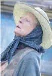  ?? MÈTROPOLE ?? Acting legend Maggie Smith reprises her stage role in the screen adaptation of The Lady in the Van.