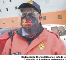  ??  ?? | Subtenient­e Richard Sánchez, jefe de la Compañía de Bomberos de Pacocha. |