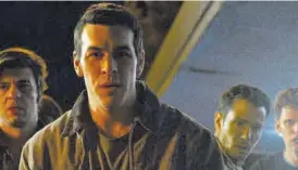  ?? EL PERIÓDICO ?? Mario Casas en un fotograma de la serie `El inocente'.