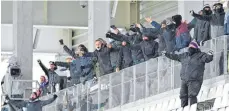  ?? FOTO: EIBNER/IMAGO IMAGES ?? Diese Fans – oder Schneeschi­pper auf Abruf – sorgen für Ärger.