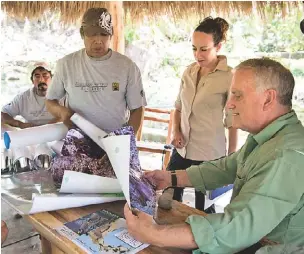  ??  ?? El Dr. Alan Rabinowitz director ejecutivo de Panthera, es uno de los grandes defensores de jaguar a nivel mundial