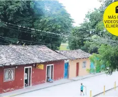  ??  ?? Las viviendas de Alauca parecen haberse detenido en el tiempo.