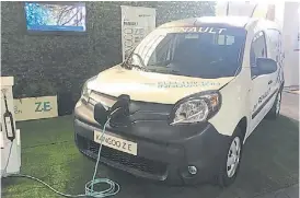  ??  ?? Renault Kangoo Z.E. El utilitario eléctrico podría llegar este año.