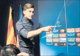  ?? FOTO: MANEL MONTILLA ?? Paulo Dybala atracción ayer en la sala de prensa del Camp Nou