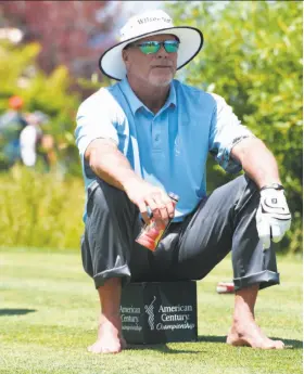  ?? Jeff Bayer/American Century Championsh­ip ?? A barefoot Jim McMahon plays in 60 to 70 celebrity golf tournament­s a year.